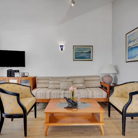Margitta Mit Pool- Tennisplatz Und Meerblick By Interhome Appartamento *