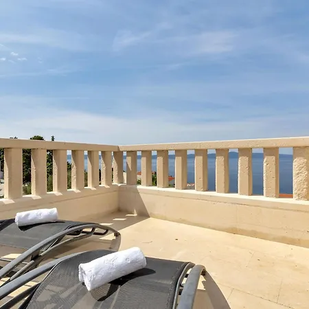 Margitta Mit Pool- Tennisplatz Und Meerblick By Interhome * Drasnice
